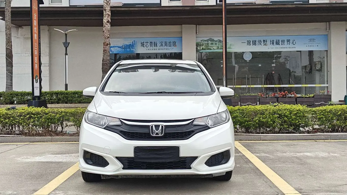 Honda Fit  из Китая
