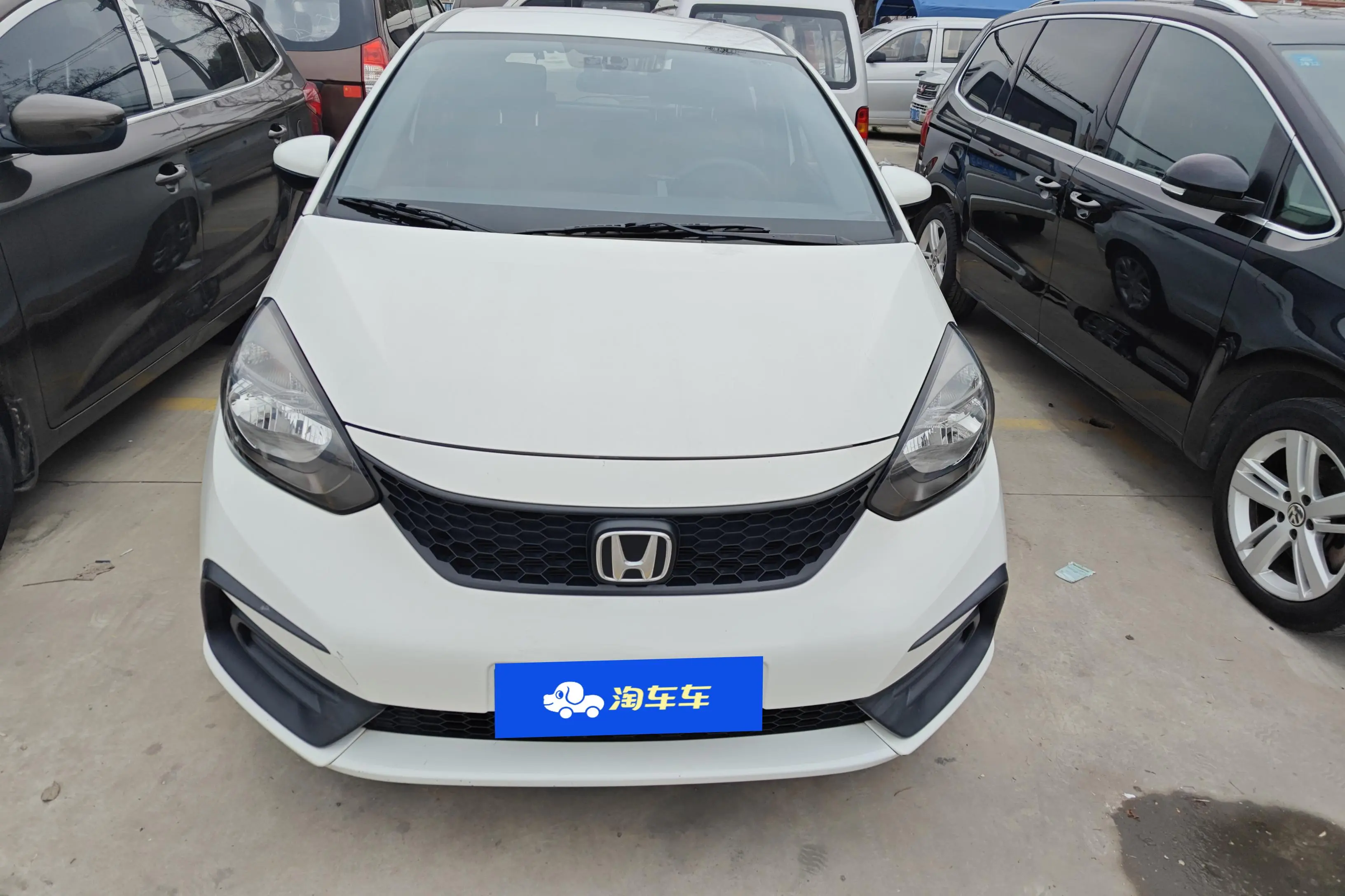 Honda Fit  из Китая