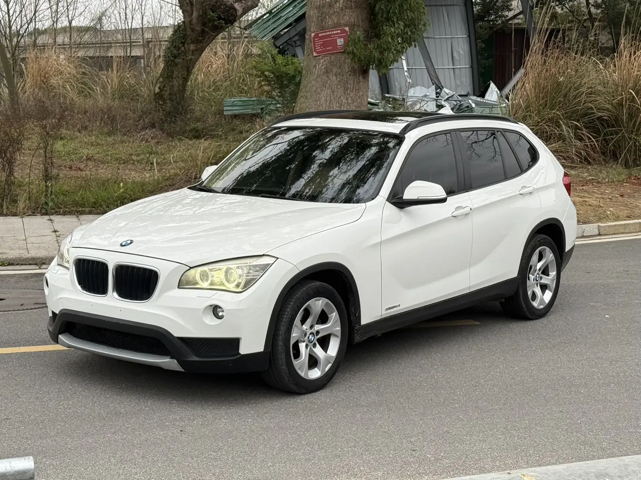 BMW X1  из Китая