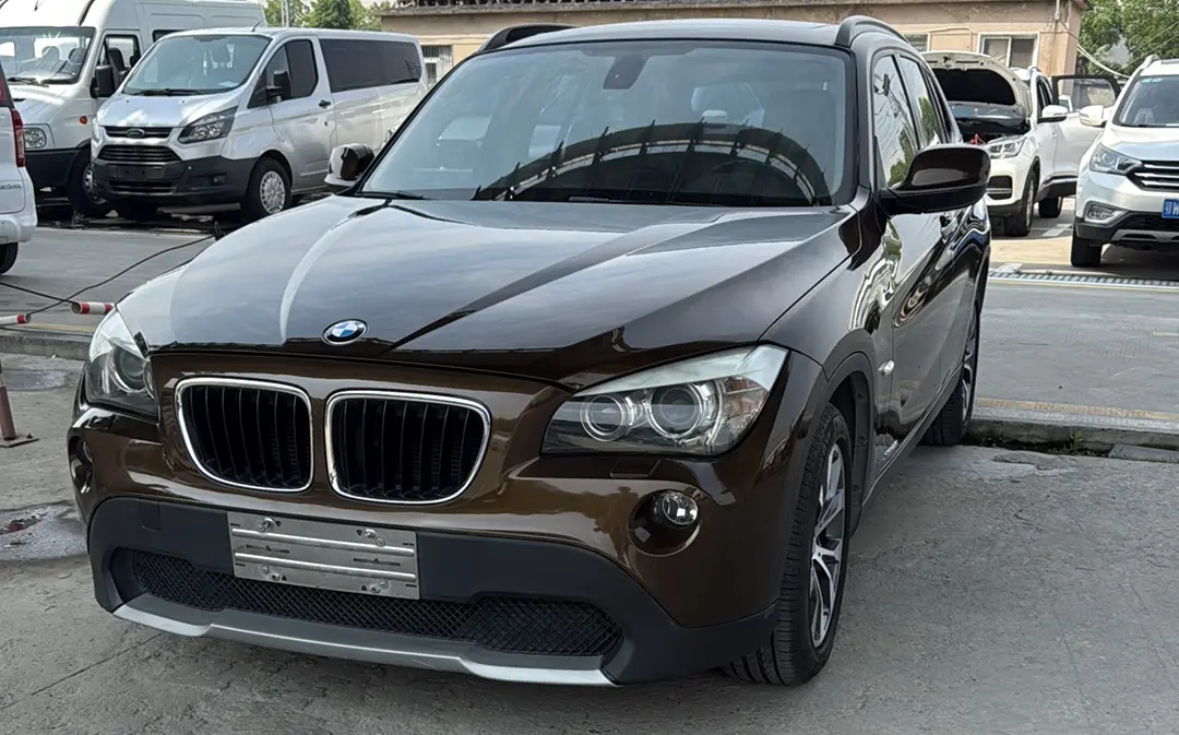 BMW X1  из Китая