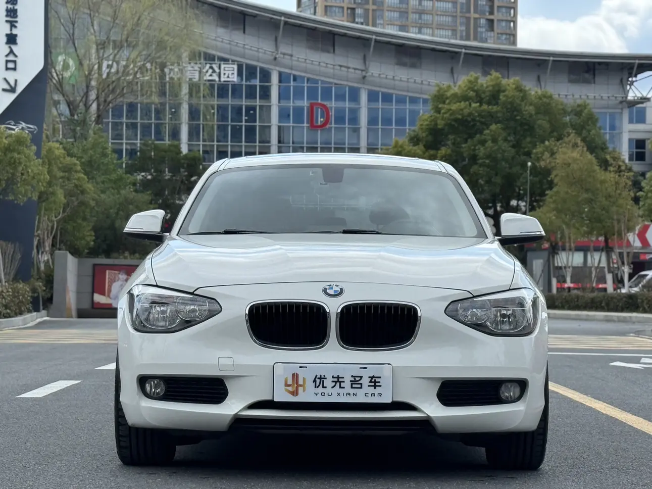 BMW 1 Series  из Китая