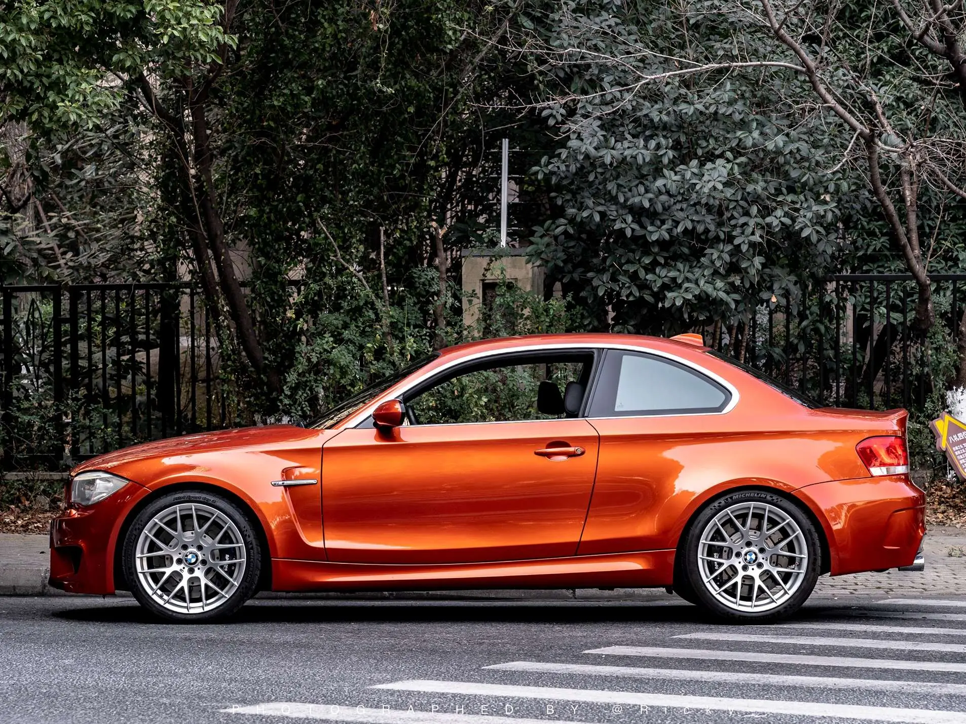BMW 1 Series M  из Китая