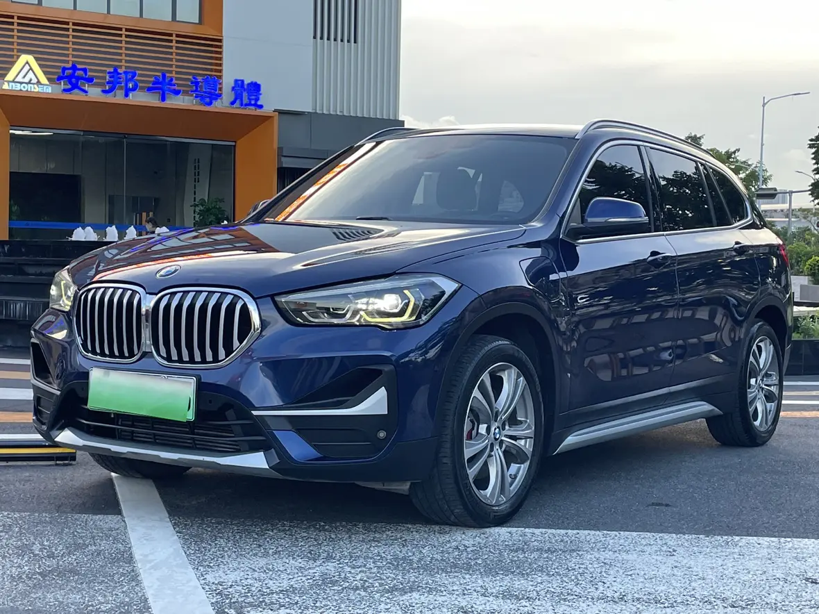 BMW X1 PHEV  из Китая