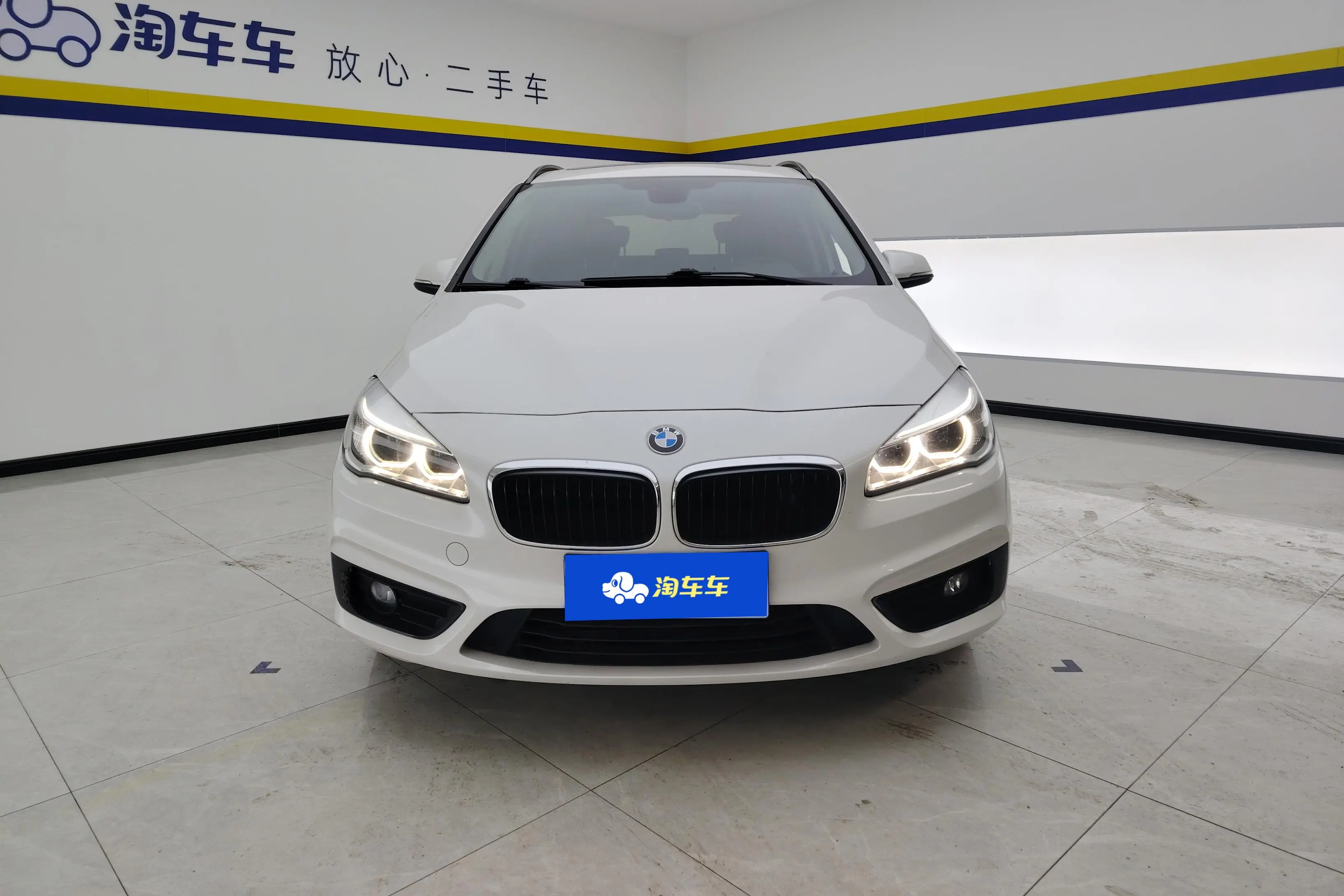 BMW 2 Series Active Tourer  из Китая