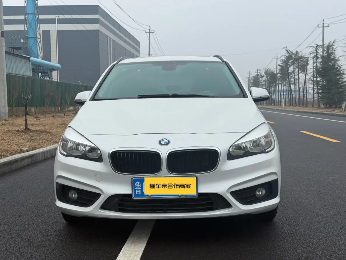BMW 2 Series Active Tourer  из Китая