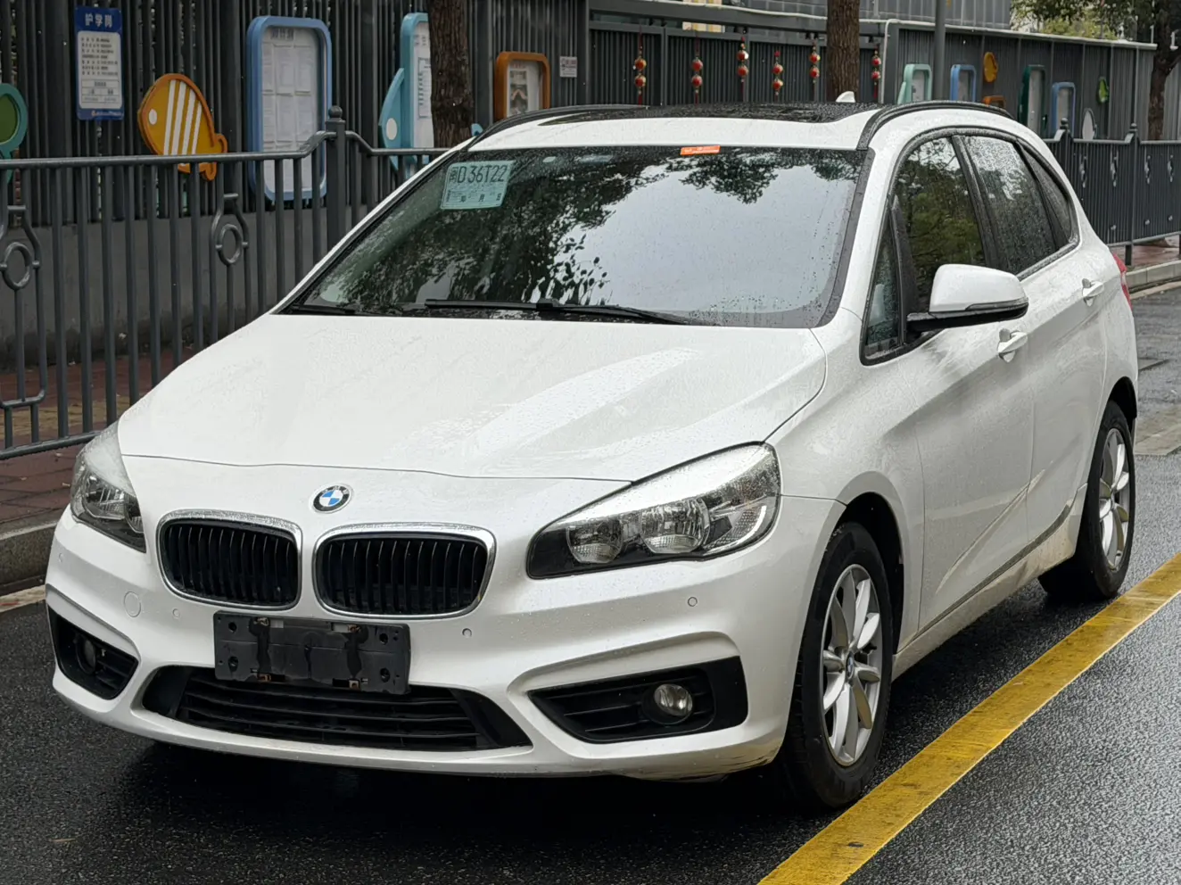 BMW 2 Series Active Tourer  из Китая