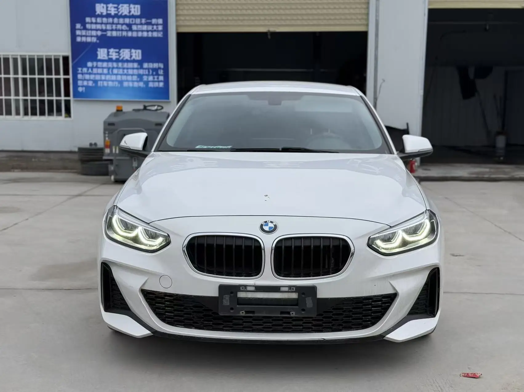 BMW 1 Series  из Китая