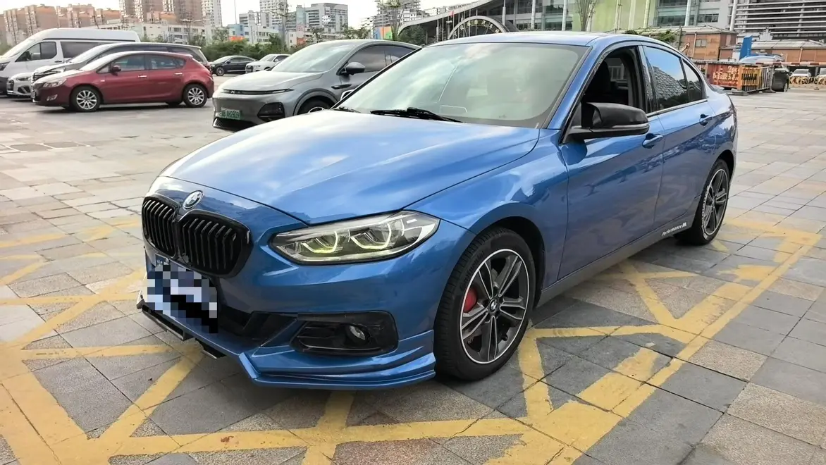 BMW 1 Series  из Китая