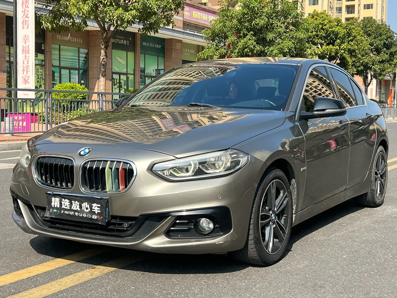 BMW 1 Series  из Китая