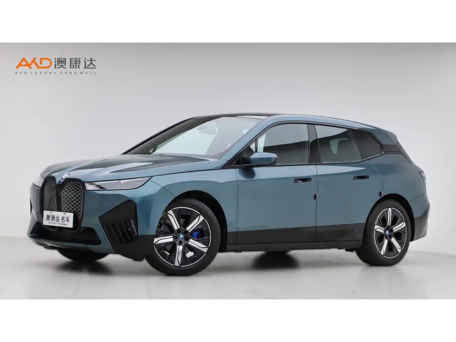 BMW iX  из Китая