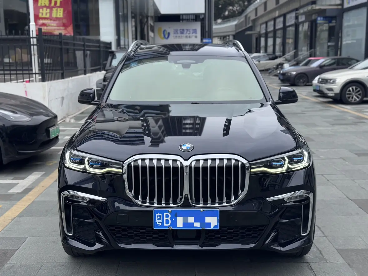 BMW X7  из Китая