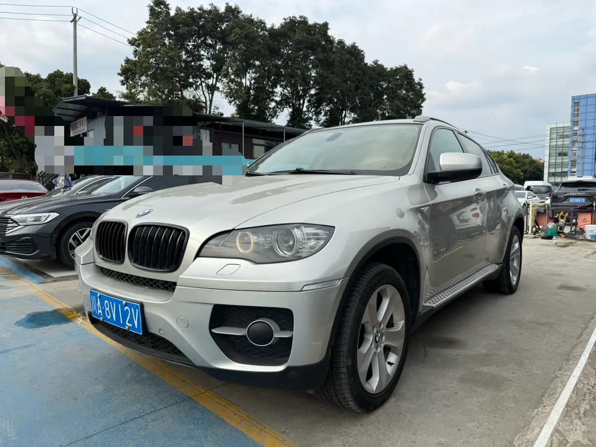 BMW X6  из Китая