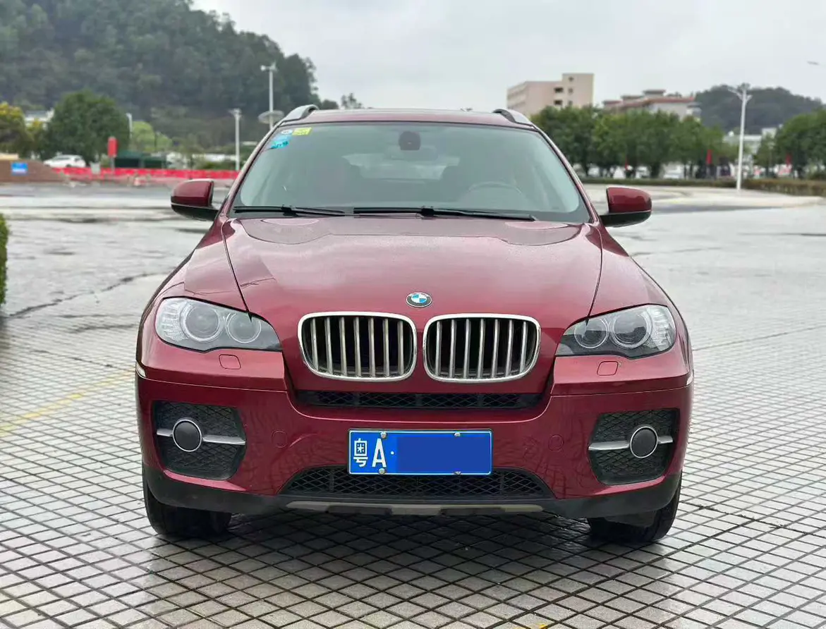 BMW X6  из Китая