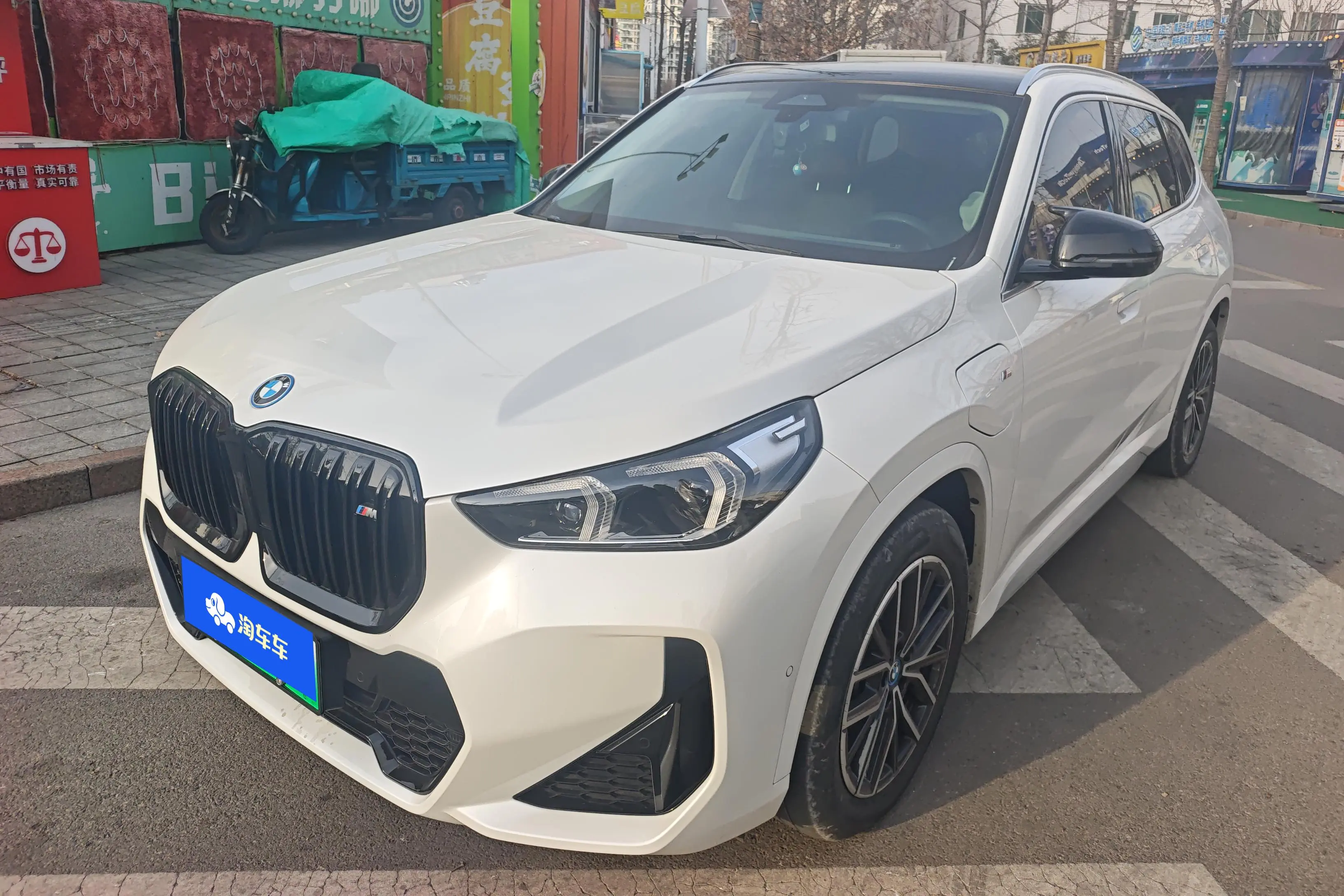 BMW iX1  из Китая