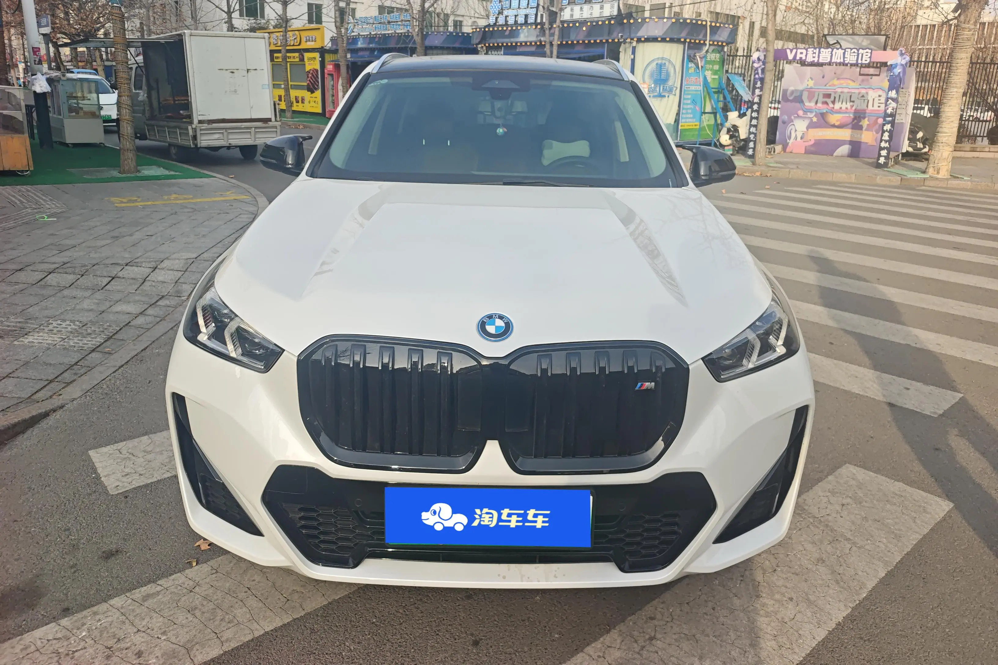 BMW iX1  из Китая