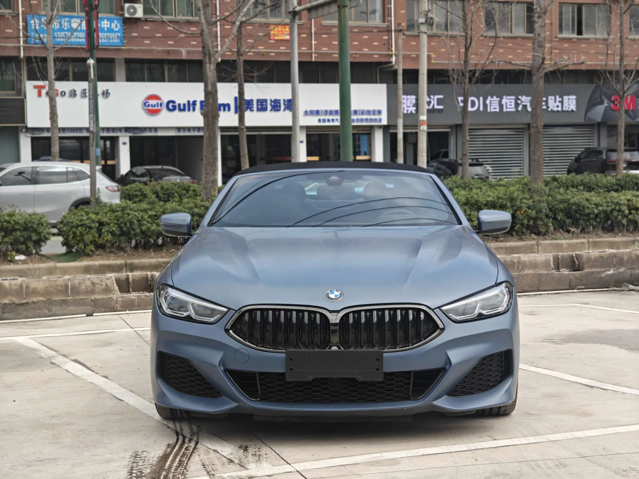 BMW 8 Series  из Китая