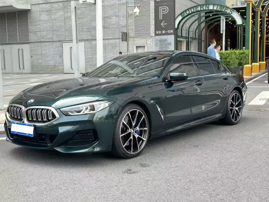BMW 8 Series  из Китая