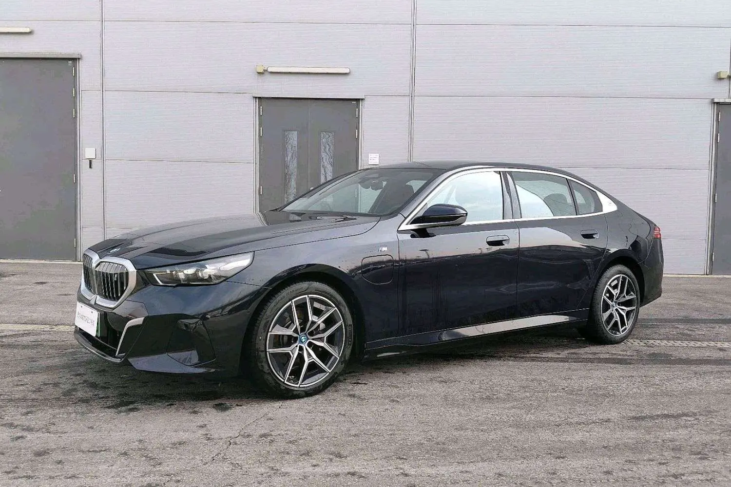 BMW i5