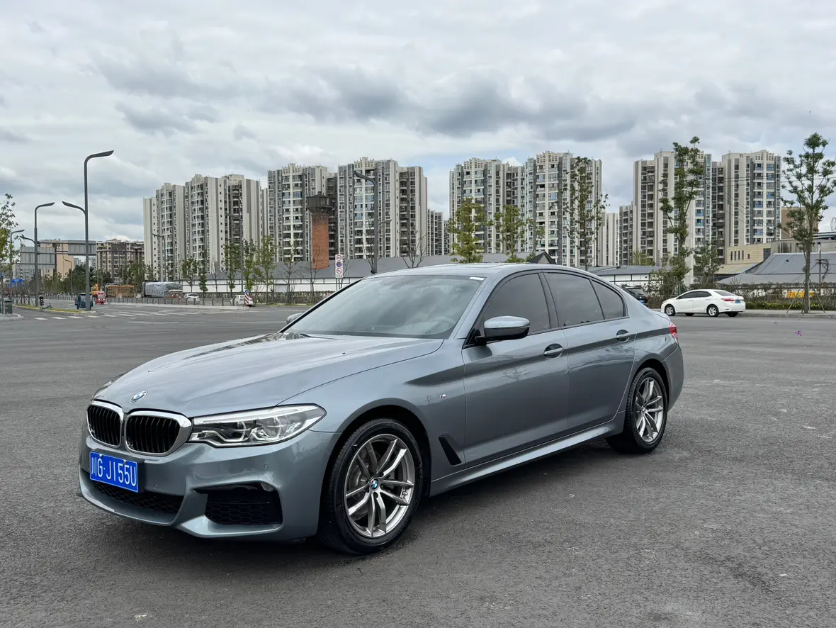 BMW 5 Series  из Китая