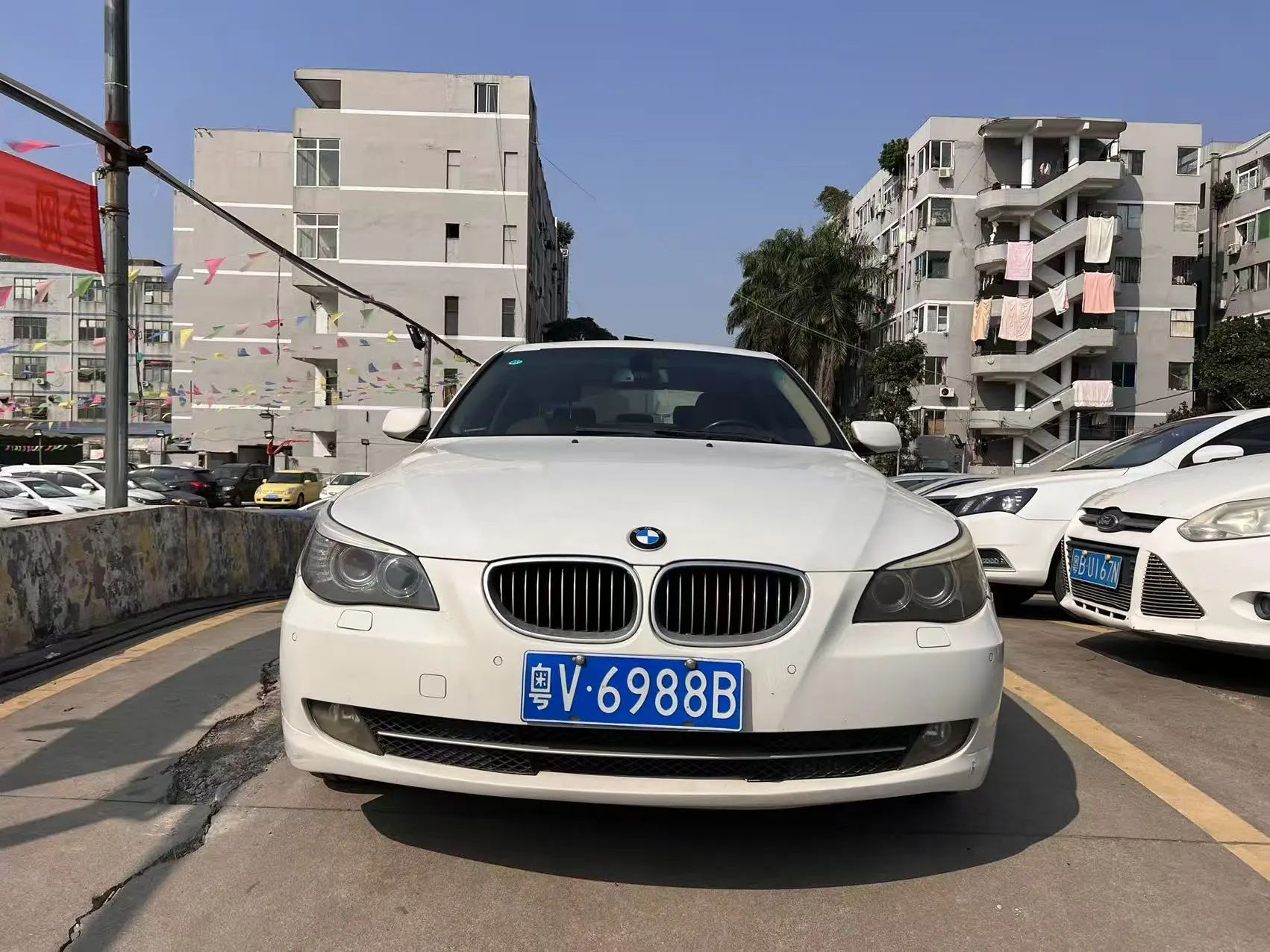 BMW 5 Series  из Китая