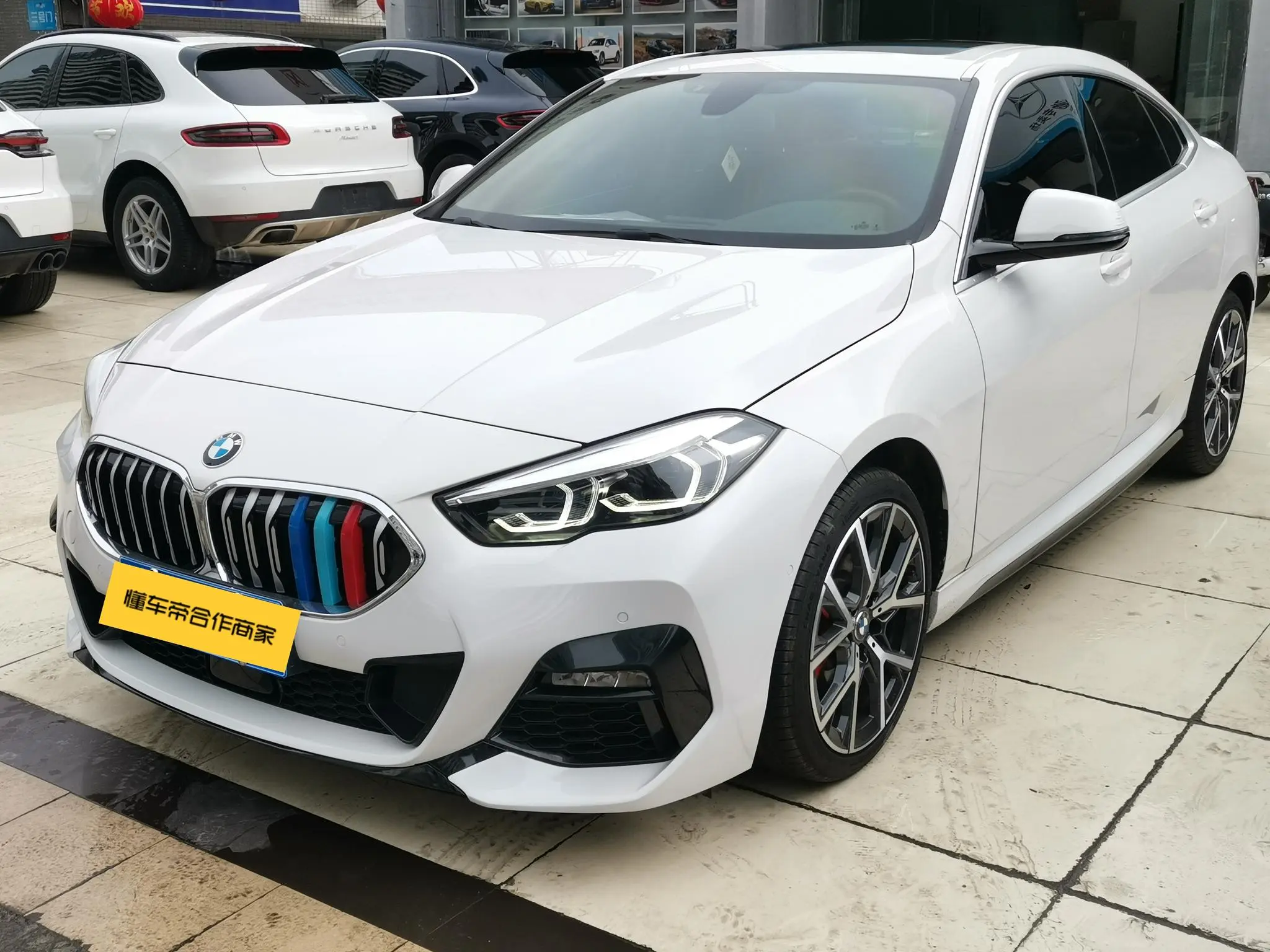 BMW 2 Series  из Китая