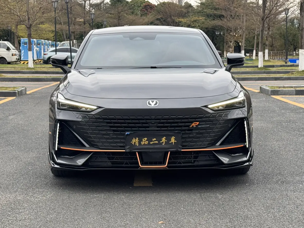 Changan UNI-V  из Китая