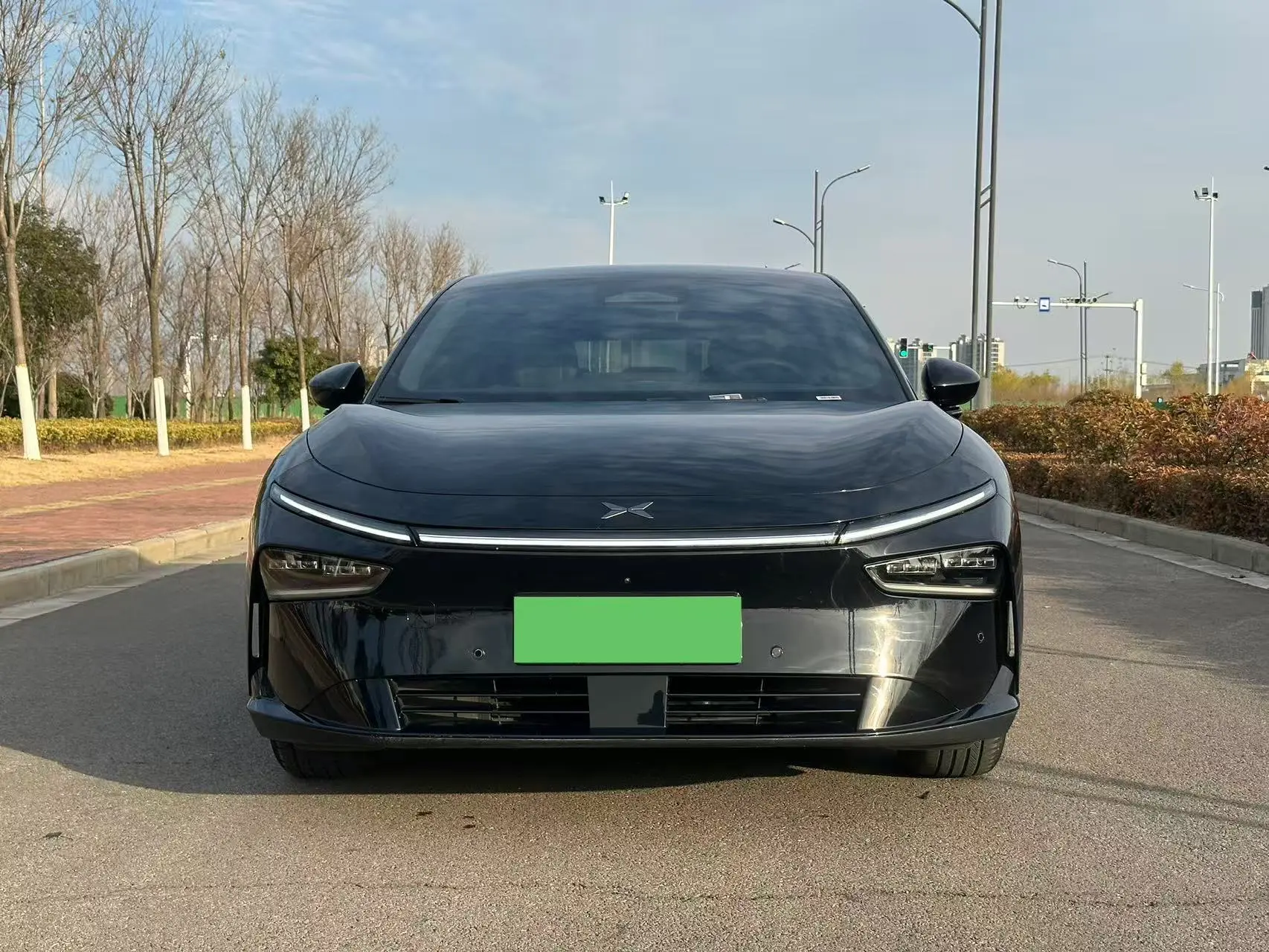 Xpeng P7+  из Китая