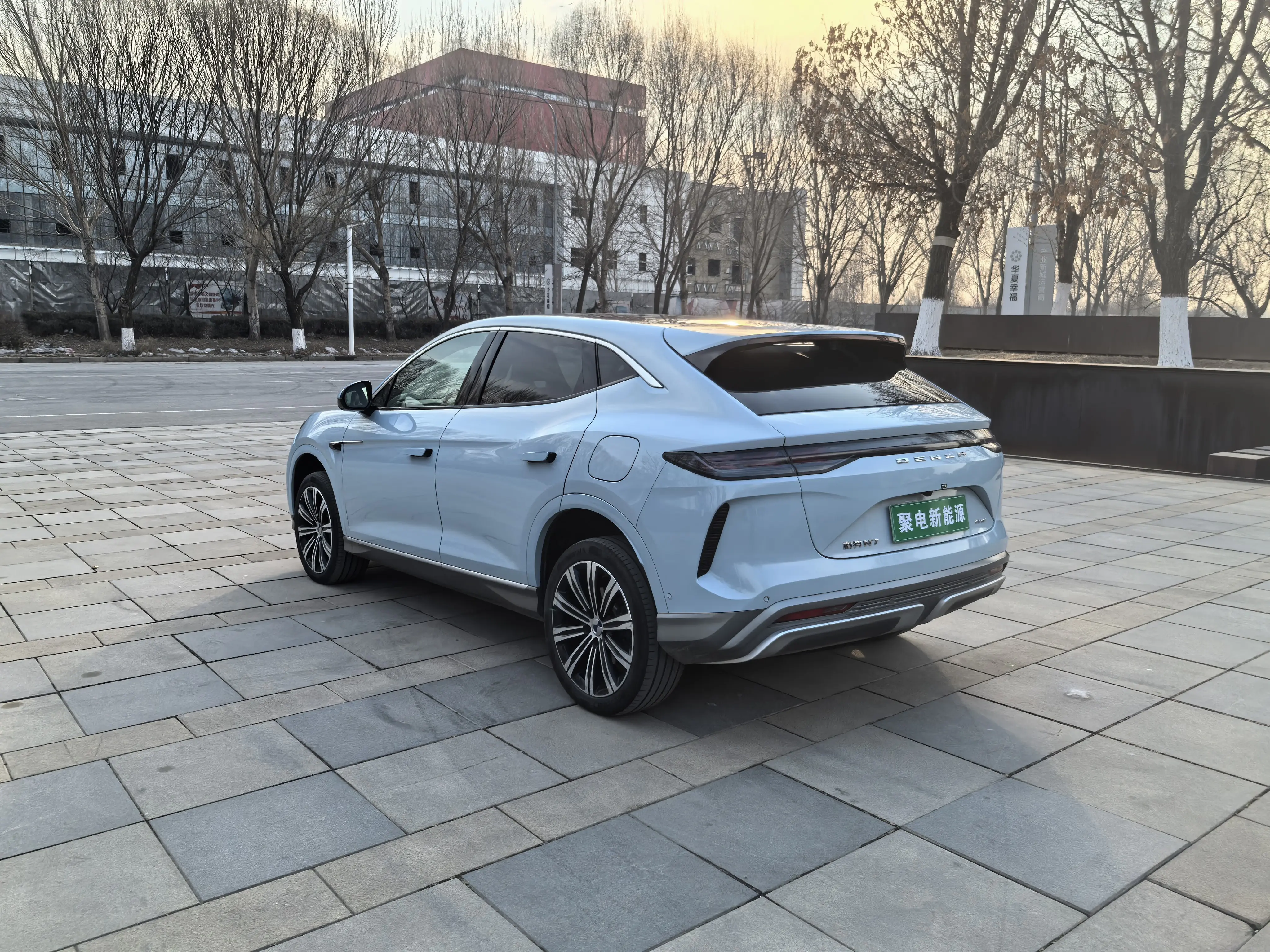 Denza N7  из Китая