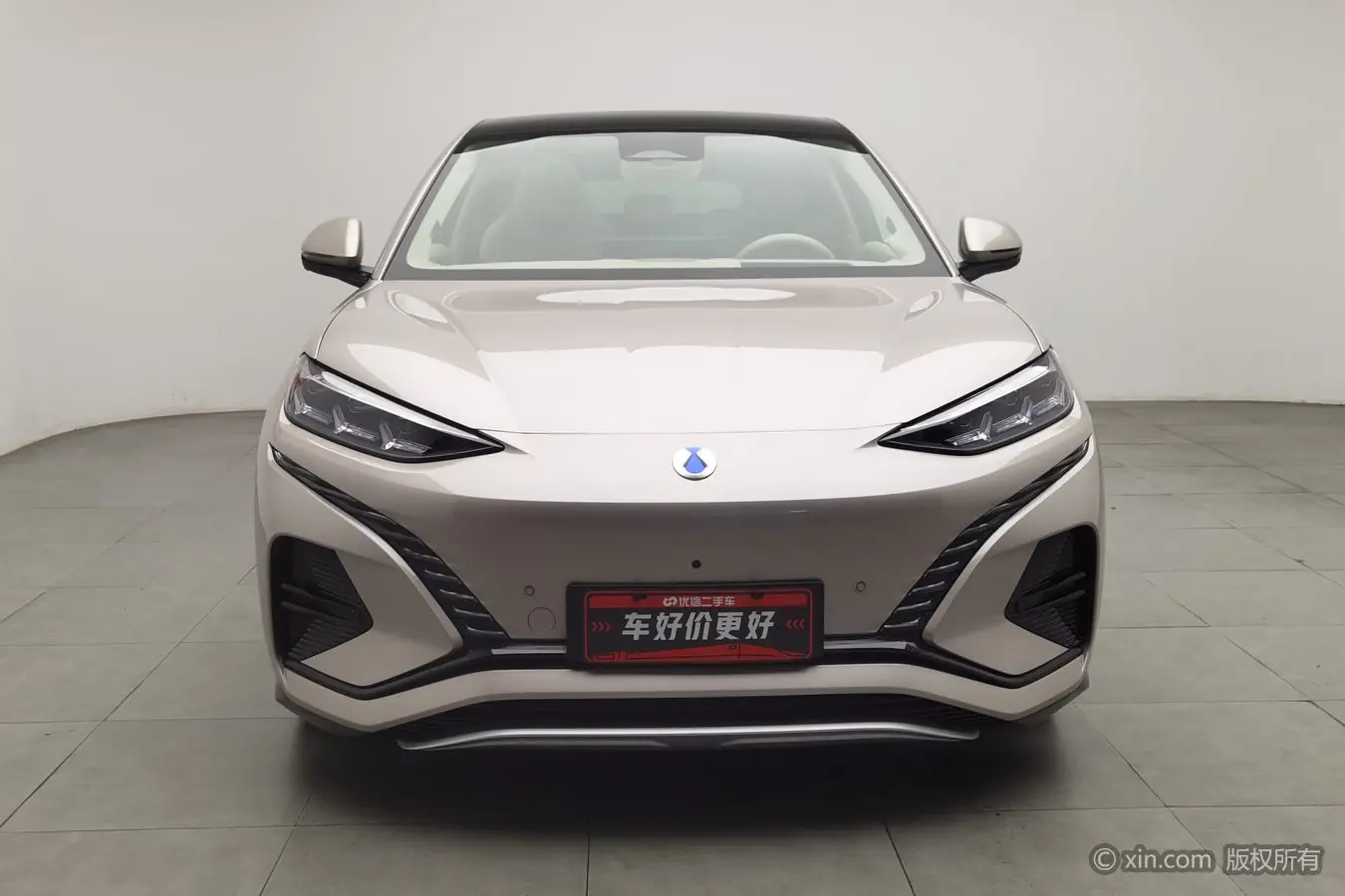 Denza N7  из Китая