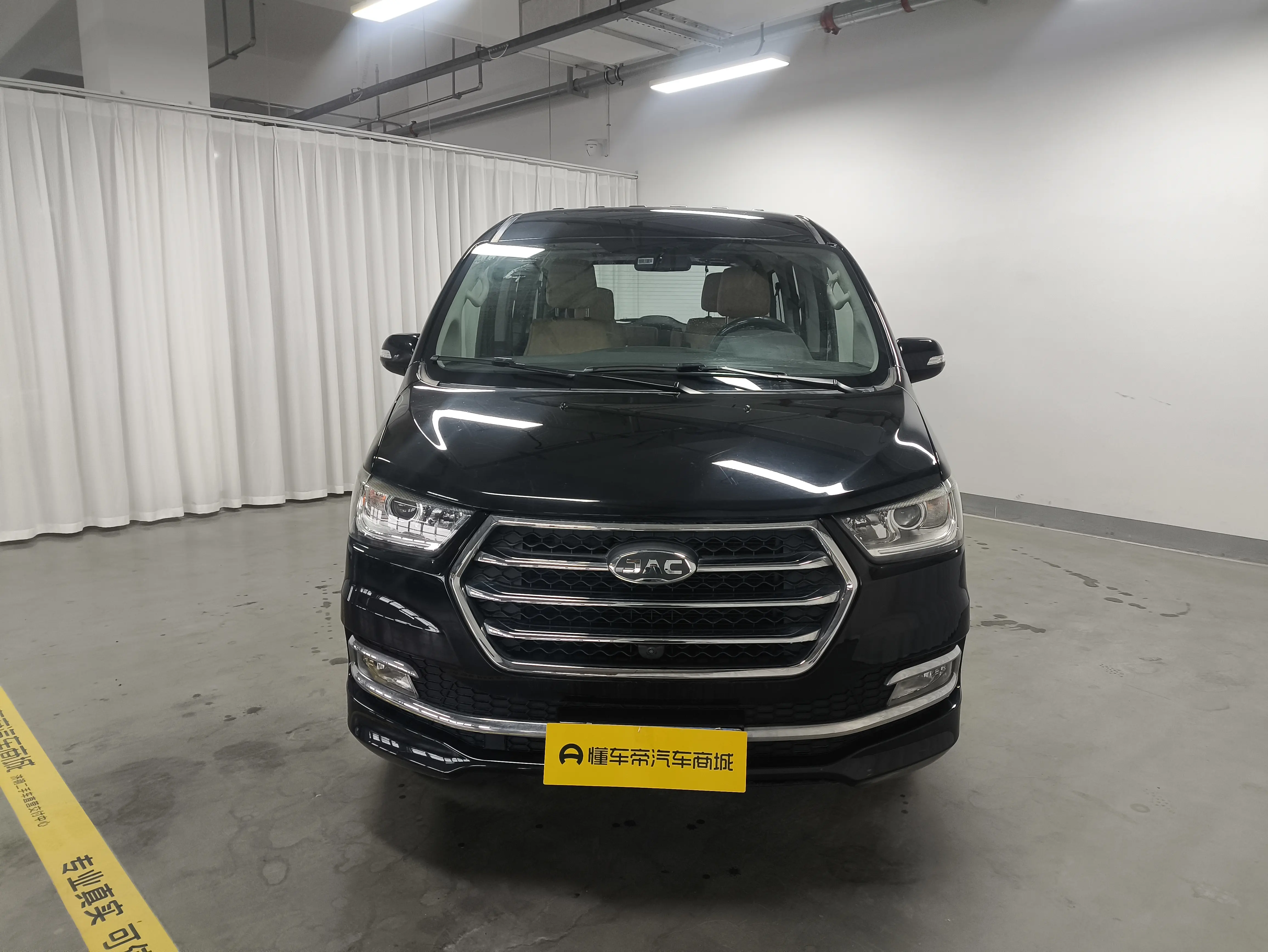 JAC Ruifeng M4  из Китая