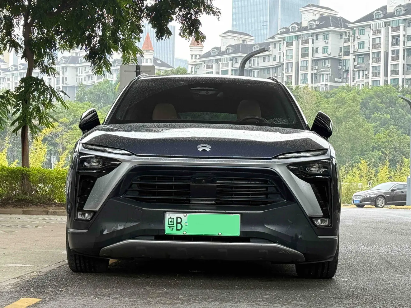 NIO ES8  из Китая