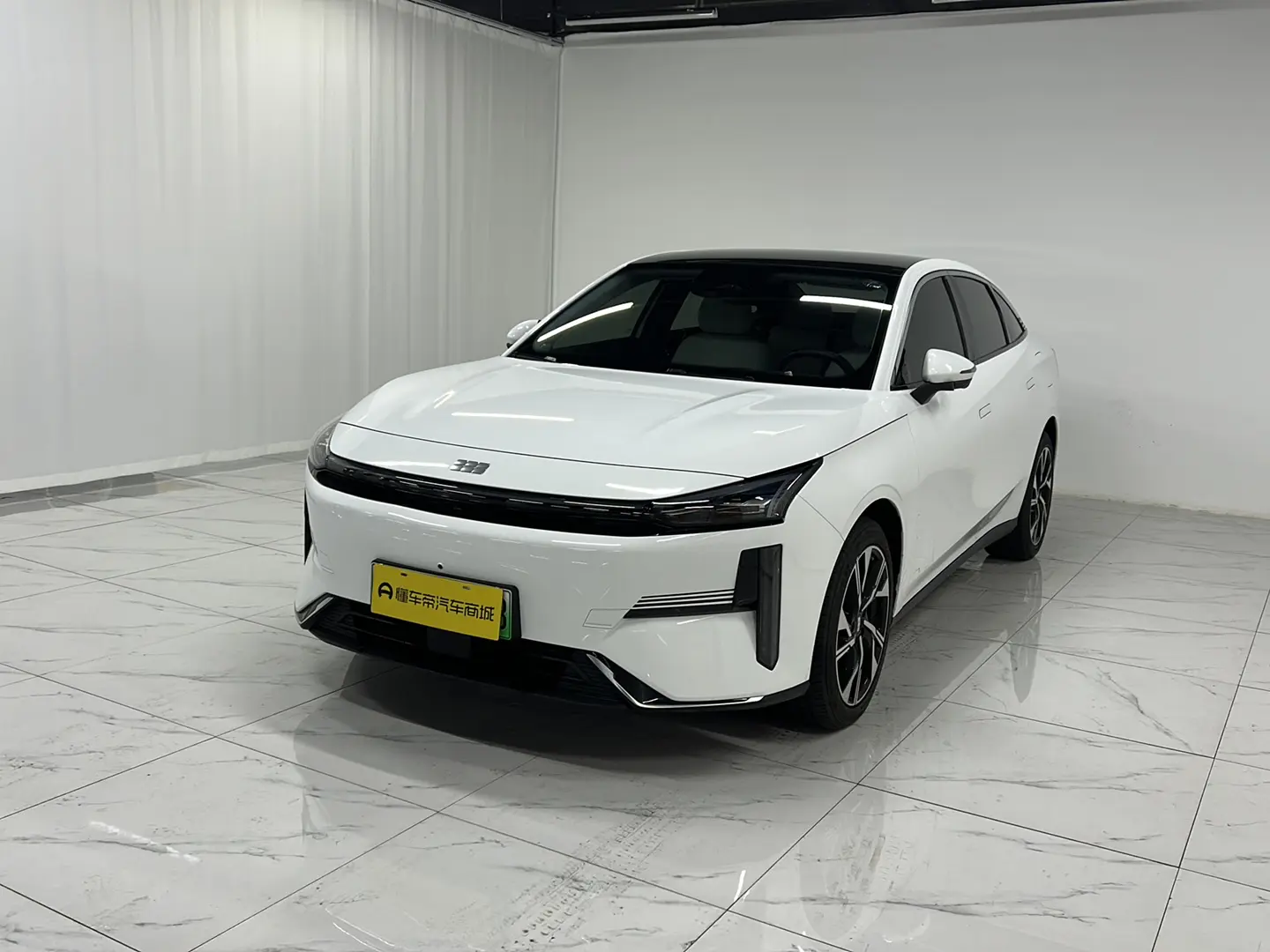 Geely Galaxy L6  из Китая