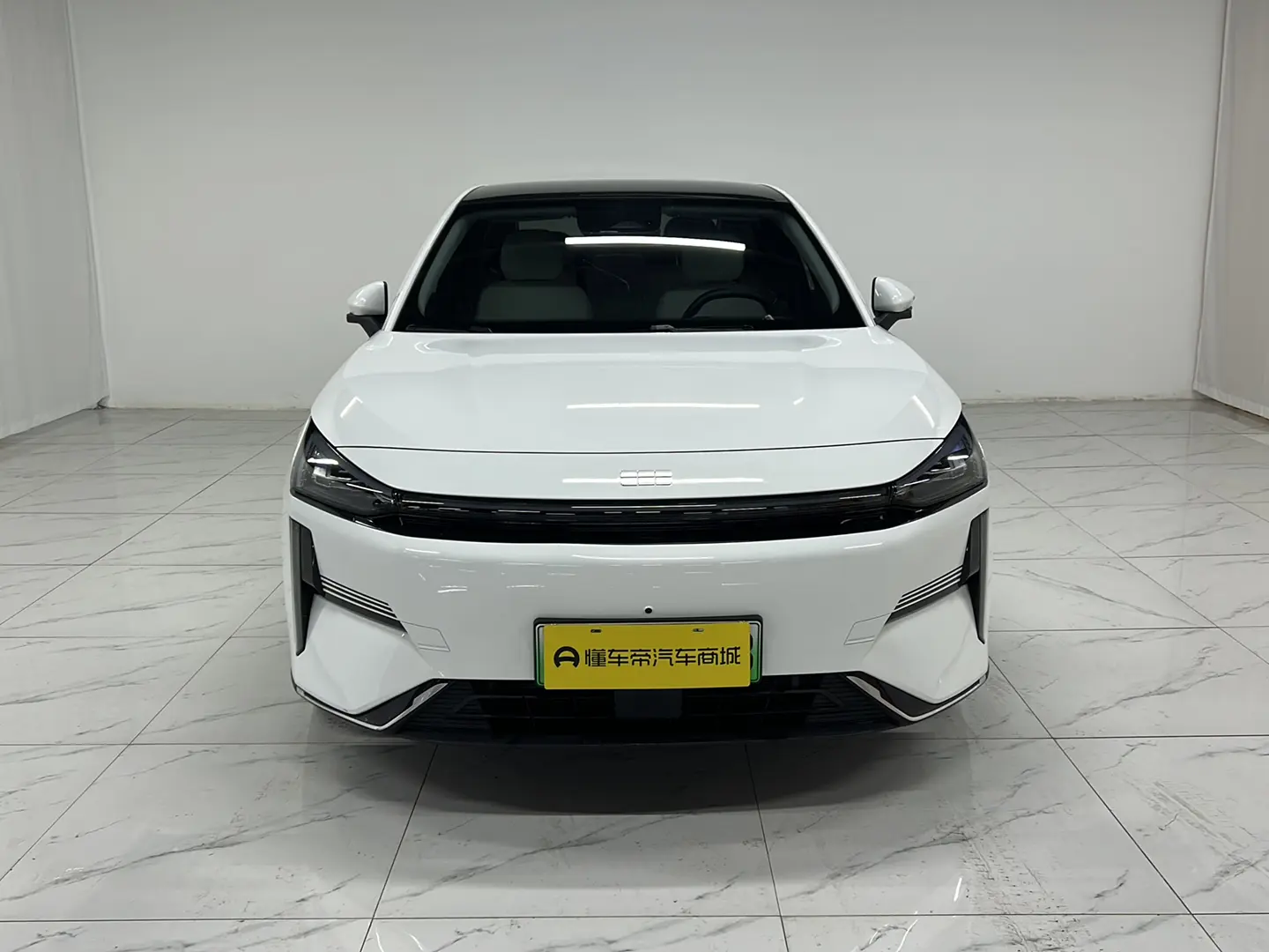 Geely Galaxy L6  из Китая