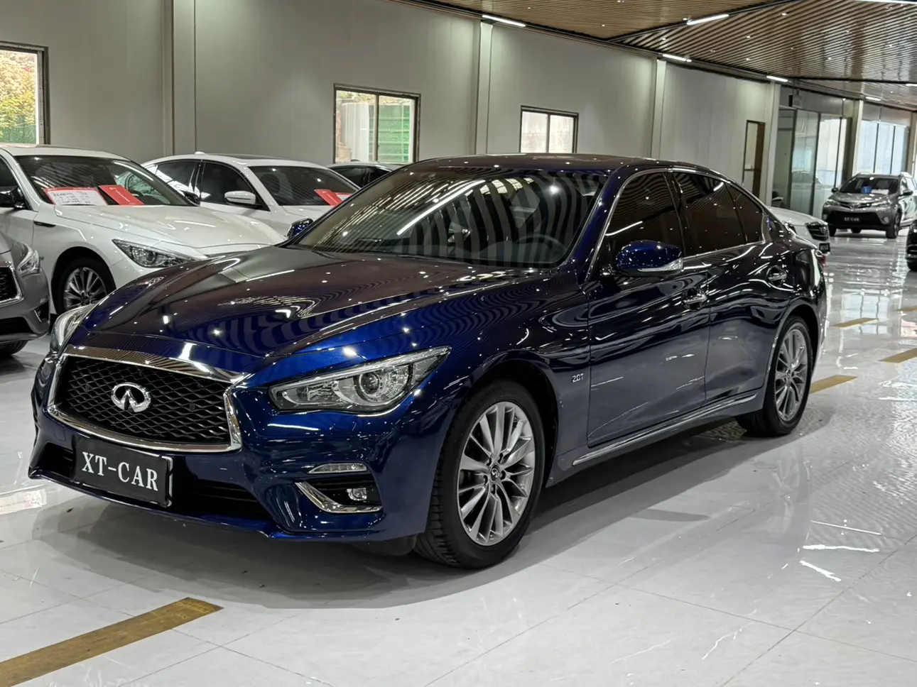Infiniti Q50L