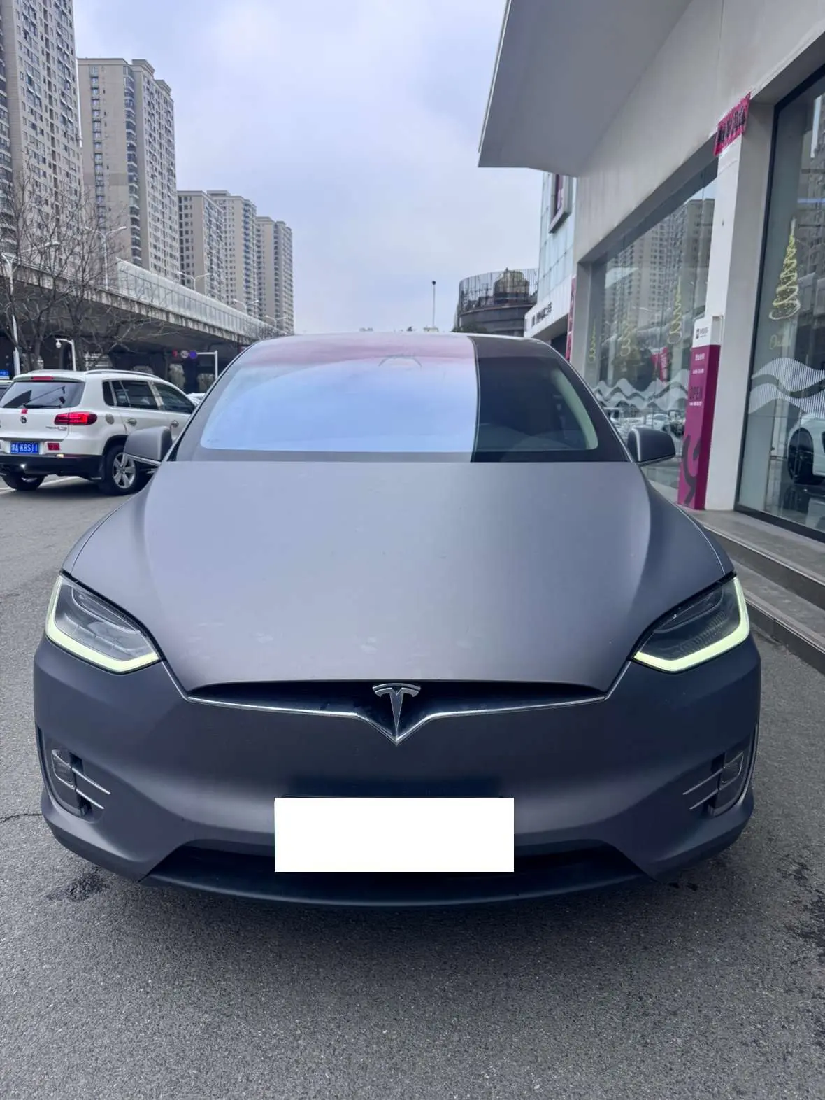 Tesla Model X  из Китая