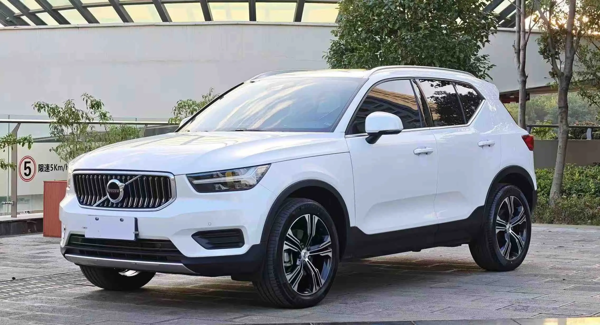 Volvo XC40