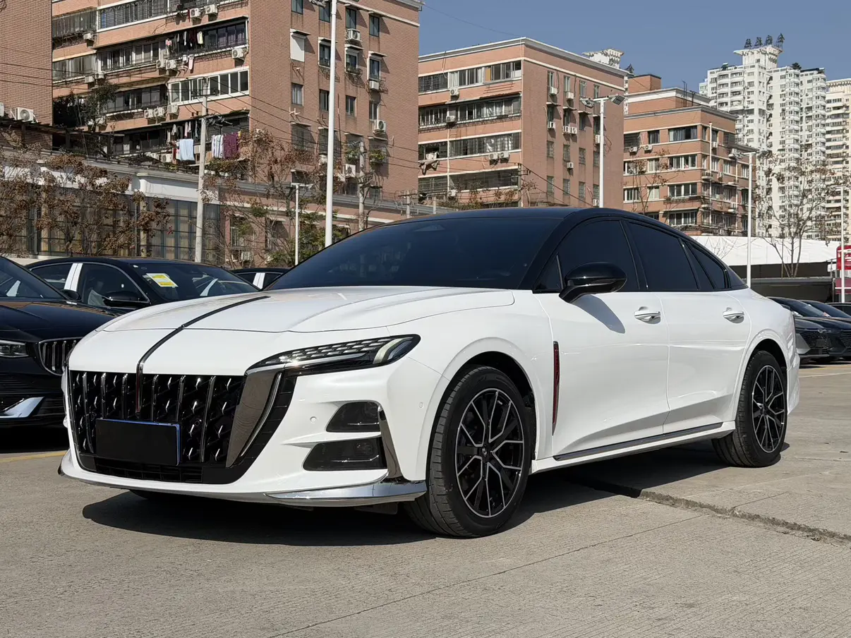 Hongqi H6  из Китая