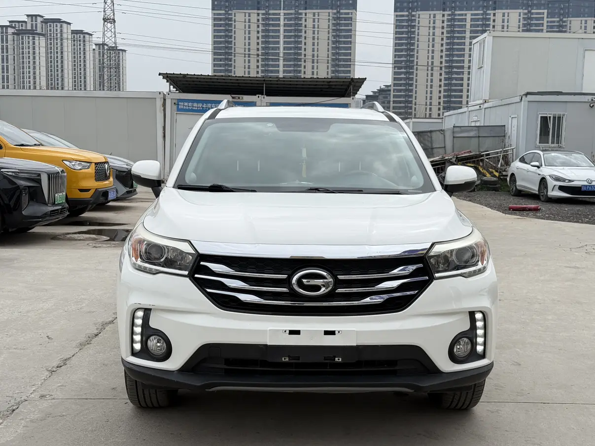 GAC Trumpchi GS4  из Китая