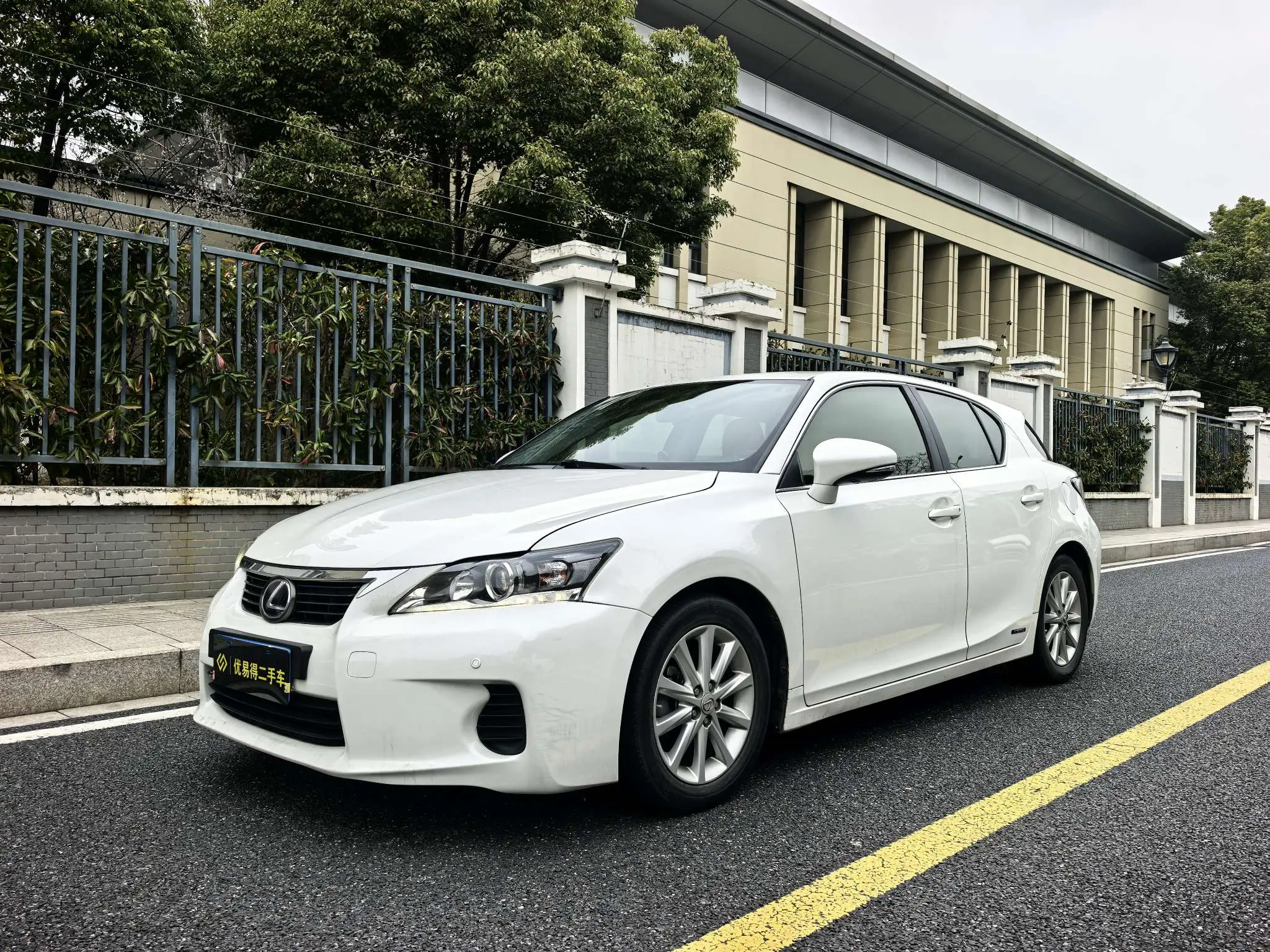 Lexus CT  из Китая