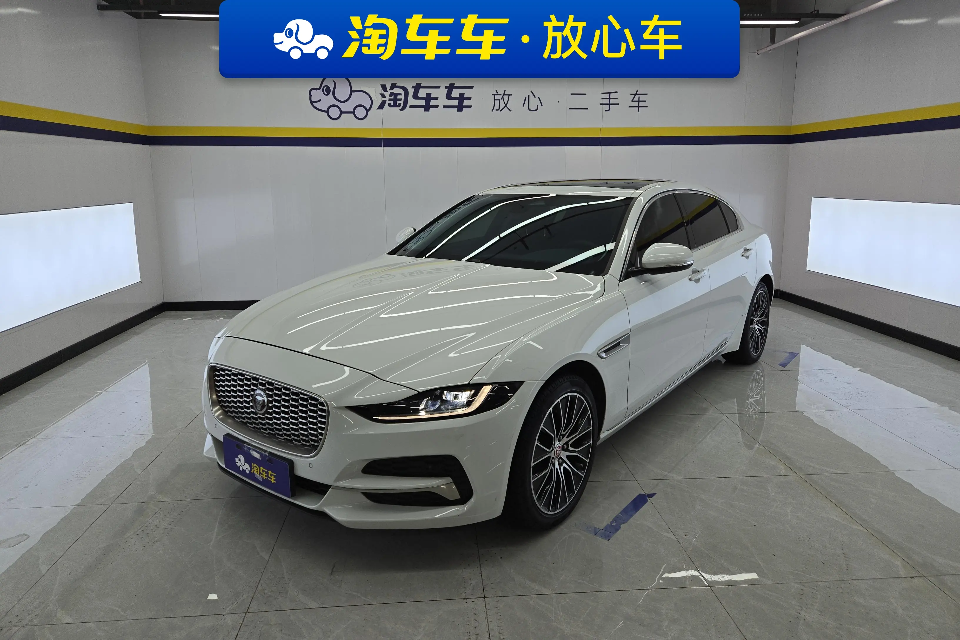 Jaguar XEL
