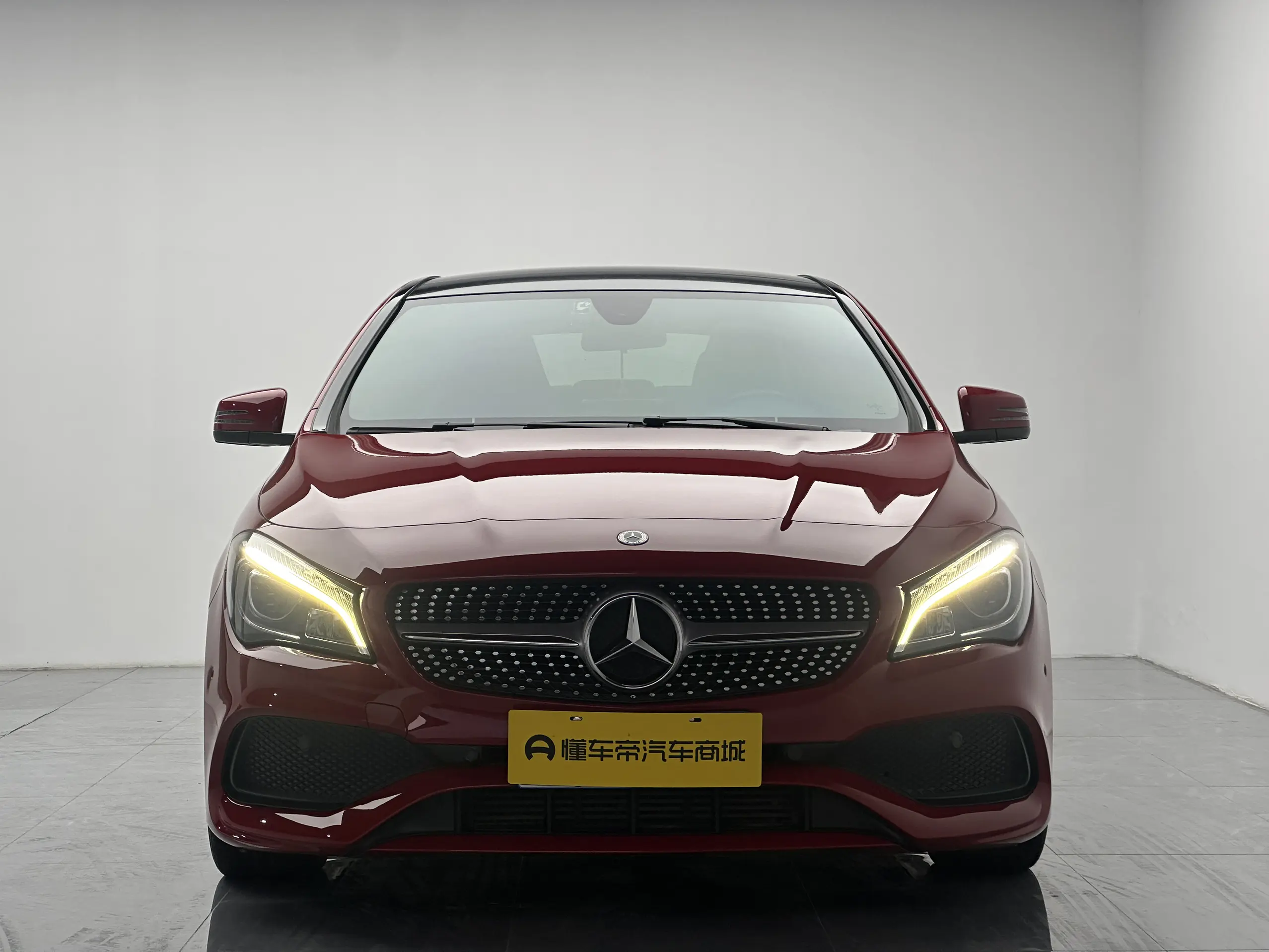 Mercedes-Benz CLA (Imported)  из Китая