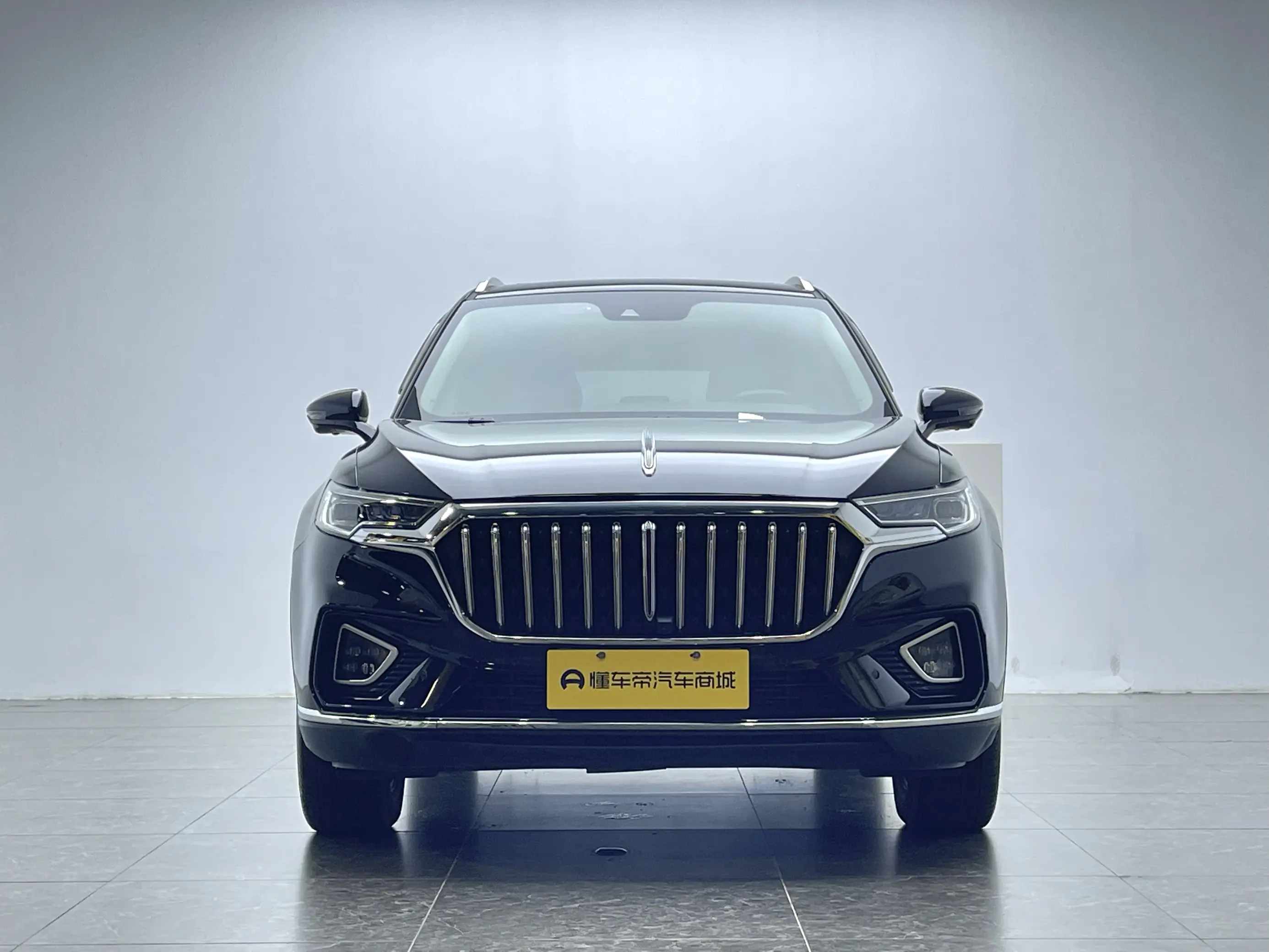 Hongqi HS5  из Китая