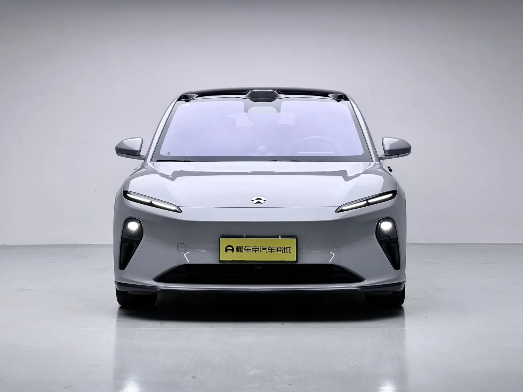 NIO ET5T  из Китая