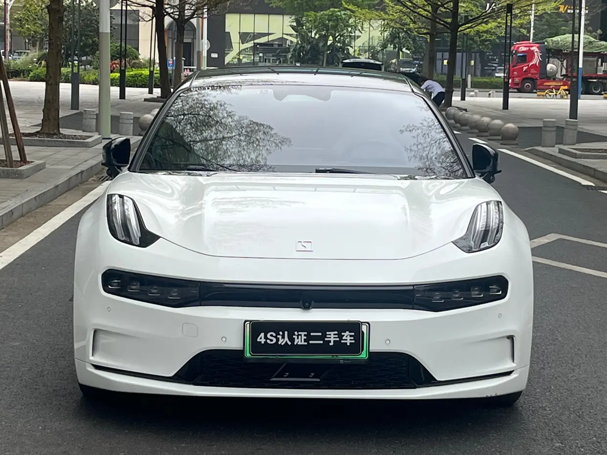 ZEEKR 001  из Китая