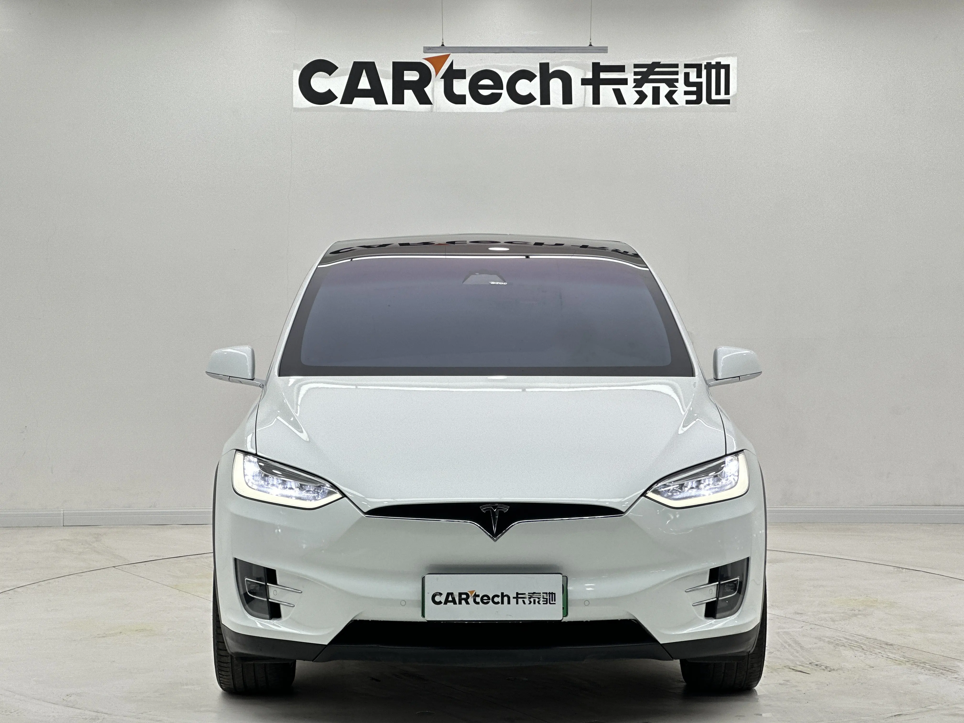 Tesla Model X  из Китая