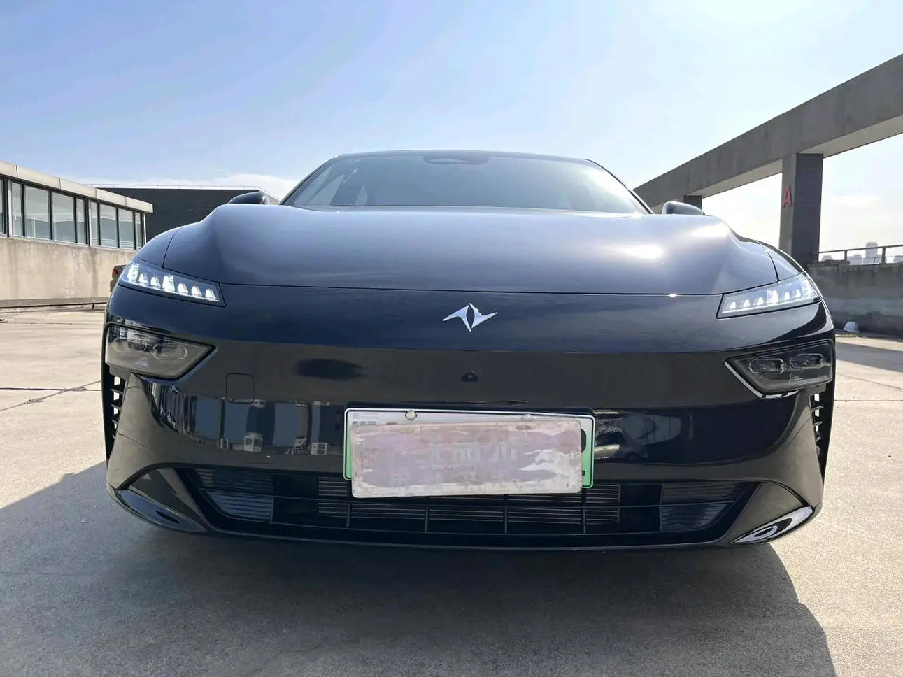 Dongfeng Eπ007  из Китая