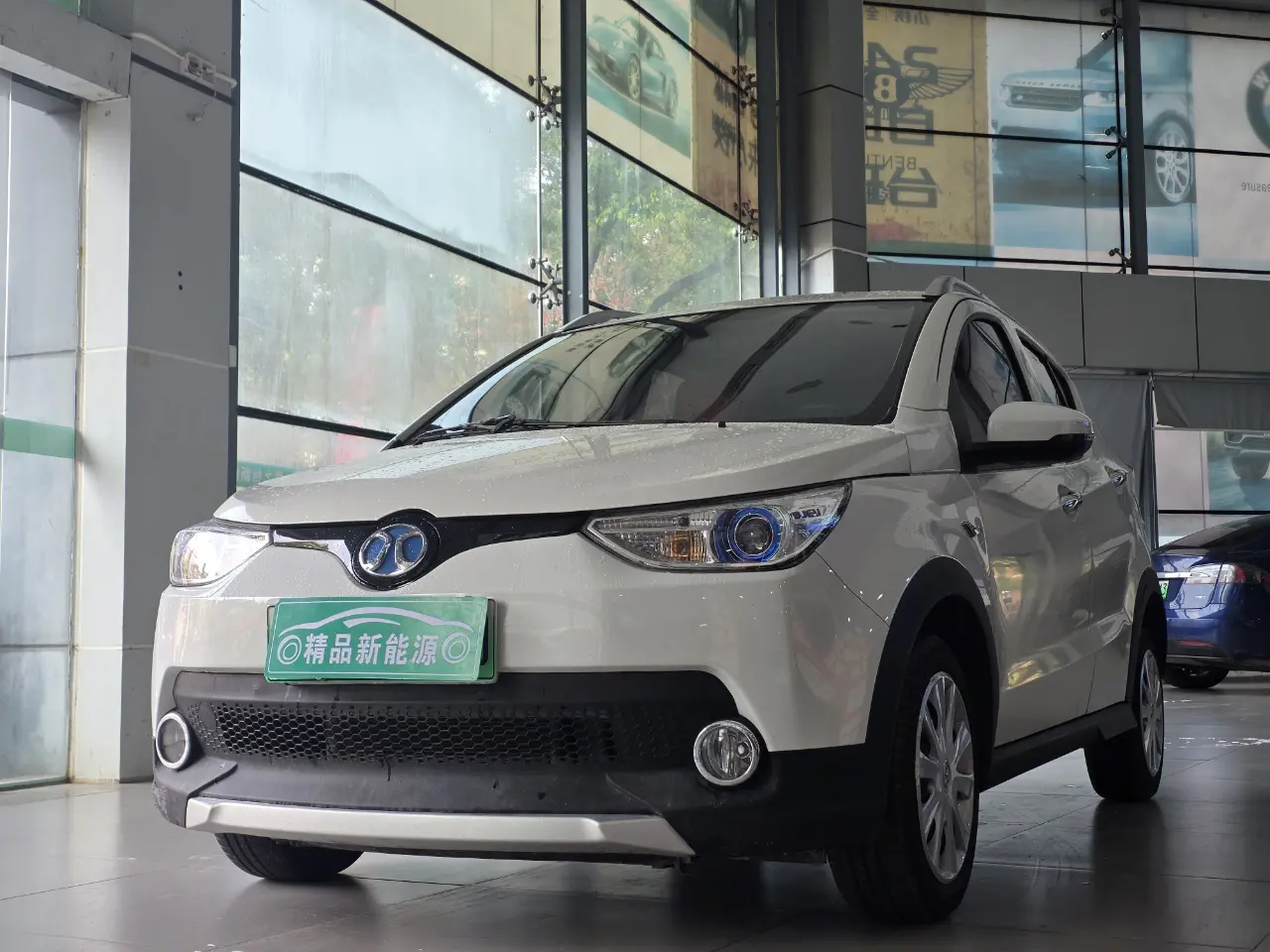 BAIC New Energy EC  из Китая