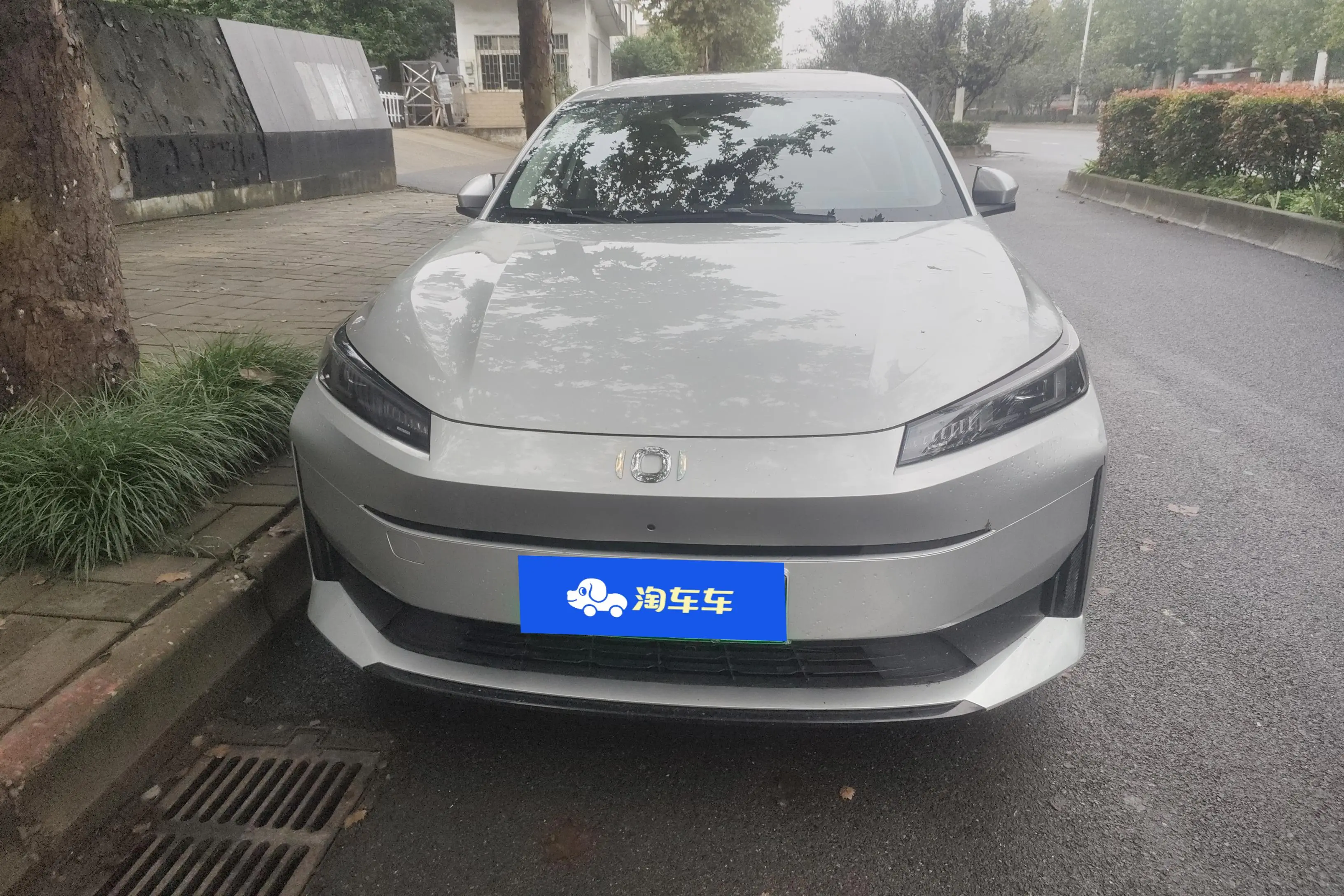 Changan Qiyuan A05  из Китая