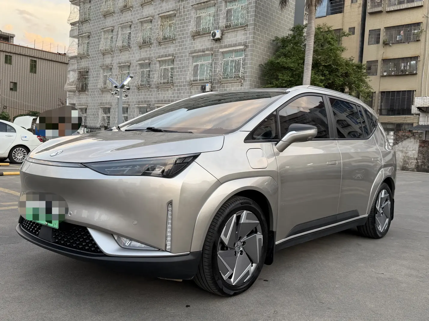 HYCAN Hechuang Z03  из Китая