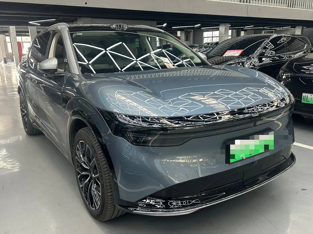 ZEEKR 7X  из Китая